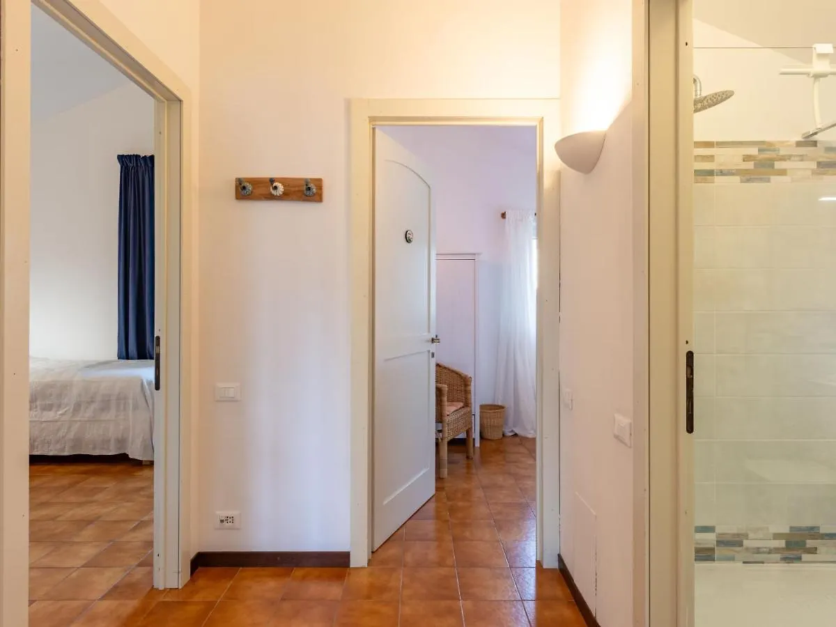 Apartment Punta Grumo B17 By Interhome 리에르나 0*,  이탈리아